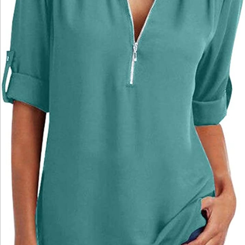 Size small business casual top